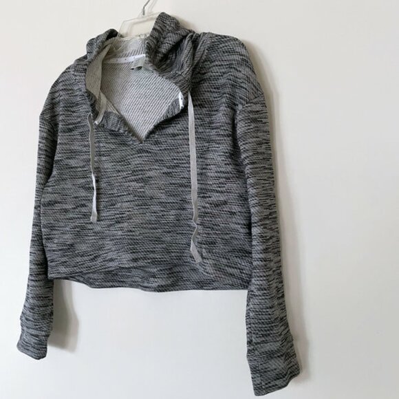 Long sleeve crop top sweater, Tie neck hoodie - Picture 4 of 9